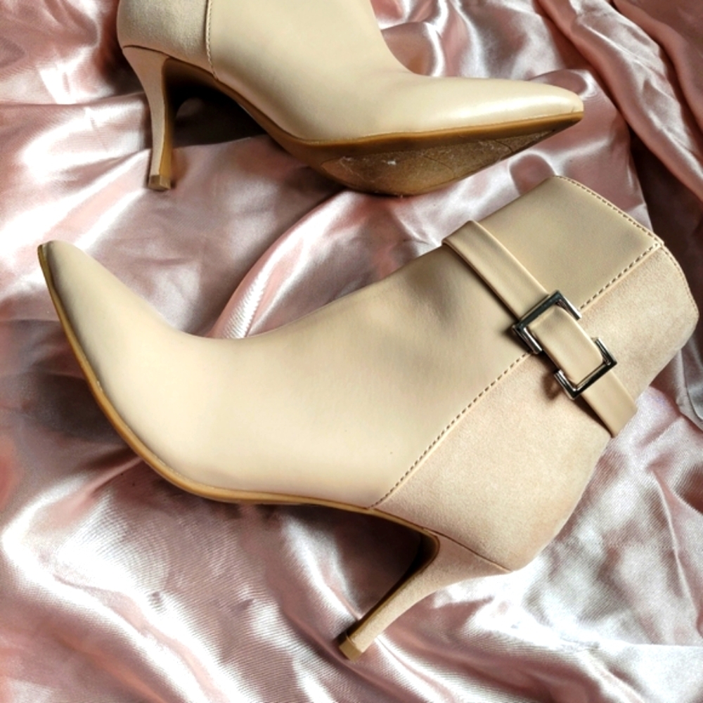 Nude cream pointed toe ankle booties